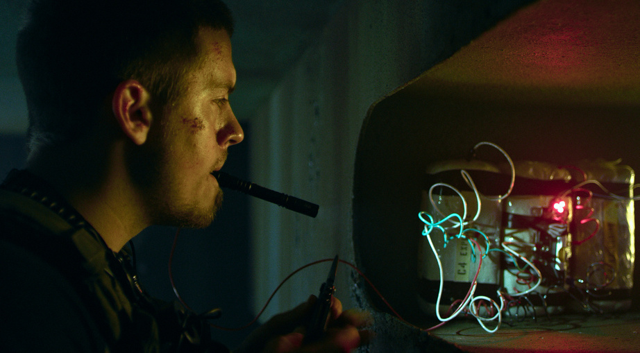 Кадр из фильма Мост в огне