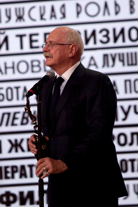 вручение премии "Золотой Орел", режиссер Никита Михалков (Лучший фильм, "Солнечный удар")