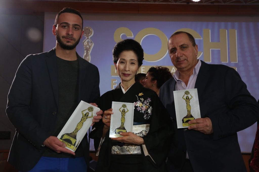 Сочинский международный кинофестиваль, продюсер Михаил Дегтярь (Лучший фильм), актриса Чейко Матцубара (лучшая женская роль)