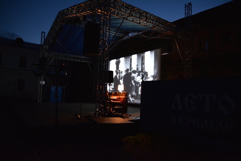 Шестой фестиваль молодого европейского кино VOICES, показ фильма "Дети века"