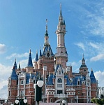 Компания Disney планирует сократить около 1000 сотрудников