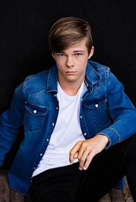 Николас Хэмилтон (Nicholas Hamilton)