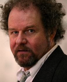 Майк Фиггис (Mike Figgis)