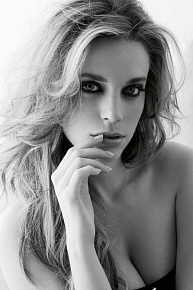 Каролина Банг (Carolina Bang)