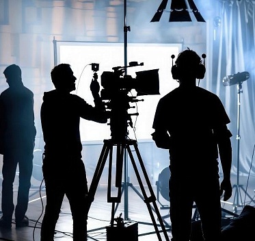 Российской киноиндустрии ежегодно будут выделять дополнительные 2,6 млрд рублей Российской киноиндустрии ежегодно будут выделять дополнительные 2,6 млрд рублей