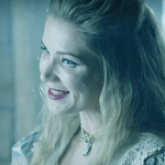 Мистический триллер «Дочь тьмы» выйдет на экраны в мае