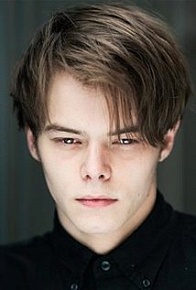 Чарли Хитон (Charlie Heaton)