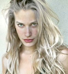 Теа Фалько (Tea Falco)