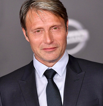 Мадс Миккельсен сыграет в режиссерском дебюте Брайана Фуллера