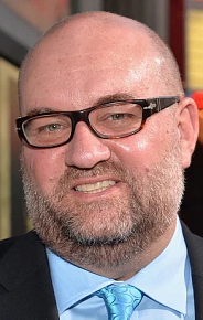 Джон Пог (John Pogue)