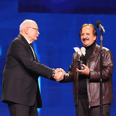 Церемония вручения кинопремии Бриллиантовая бабочка в 2026 году состоится в Москве Церемония вручения кинопремии Бриллиантовая бабочка в 2026 году состоится в Москве