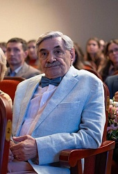 Старик и Вера