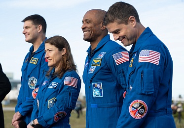 Возвращение на Луну: как миссия Артемида перекликается с историей мирового кинематографа 