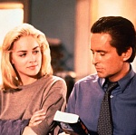 Режиссер «Грозового перевала» Эмиральд Феннел может снять новый «Основной инстинкт» 