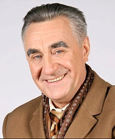 Анатолий Васильев