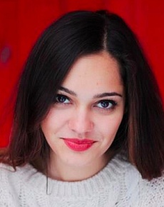 Нилам Фарук (Nilam Farooq)