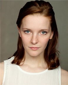 Морфидд Кларк (Morfydd Clark)