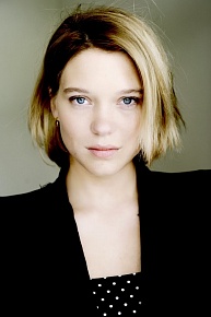   (Léa Seydoux) 