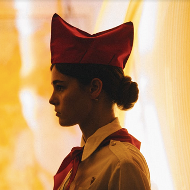 Секс, спорт и страшные пионерские истории: майские новинки стриминга