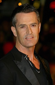   (Rupert Everett)