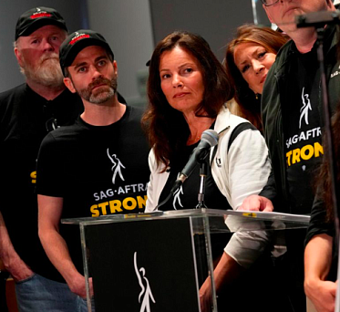 Независимое кино будет: SAG-AFTRA сделала исключения в период забастовки Независимое кино будет: SAG-AFTRA сделала исключения в период забастовки