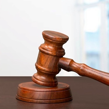 Рremier выписали штраф за демонстрацию ЛГБТ