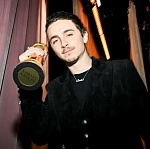 Фотографии с церемонии вручения премии Золотой глобус 2025