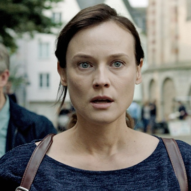 Берлинале 2019: Дайан Крюгер показала повседневную жизнь шпионки Берлинале 2019: Дайан Крюгер показала повседневную жизнь шпионки