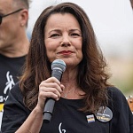 Глава SAG-AFTRA осуждает «диванную критику» сделки с продюсерами