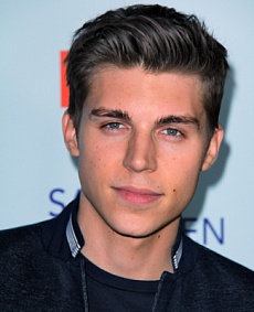 Нолан Фанк (Nolan Funk)