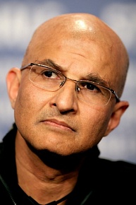 Дипак Наяр (Deepak Nayar)