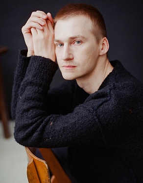 Антон Коломеец:  ««Ваш репетитор» - это не история о запретной любви»