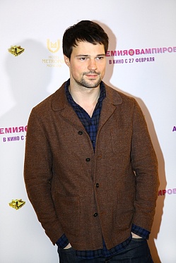 Данила Козловский рассказал о своем голливудском дебюте в «Академии вампиров»