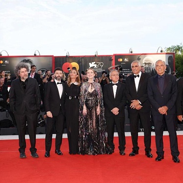 Венеция 2022: фотохроника церемонии открытия