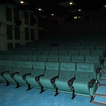 АВК и Comscore подсчитали долю закрывшихся кинотеатров