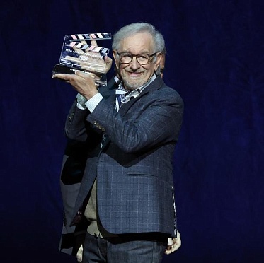 Презентация Universal на CinemaCon 2026: Кристофер Нолан, Стивен Спилберг и Снуп Догг Презентация Universal на CinemaCon 2026: Кристофер Нолан, Стивен Спилберг и Снуп Догг