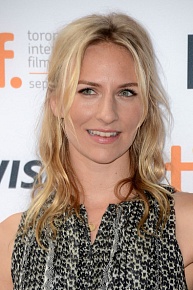 Мики Самнер (Mickey Sumner)