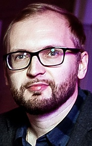 Николай Ларионов