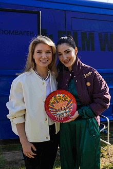 Между нами, девочками