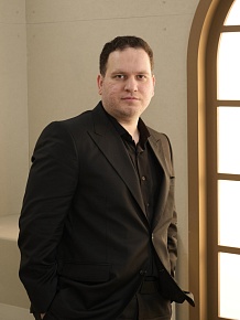 Хасан Хади (Hasan Hadi)