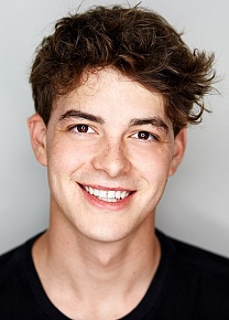 Израэль Бруссар (Israel Broussard)