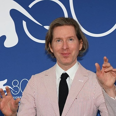 Венеция 2023: день третий. Почетный приз Уэсу Андерсону, аплодисменты Йоргосу Лантимосу и комедия от Романа Полански