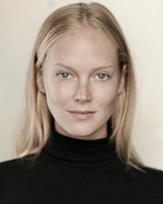 Рози Макьюэн (Rosy McEwen)