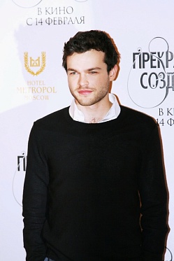 Олден Эренрайк сыграет молодого Хана Соло