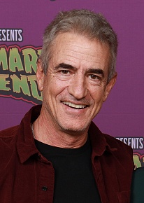 Дермот Малруни (Dermot Mulroney)