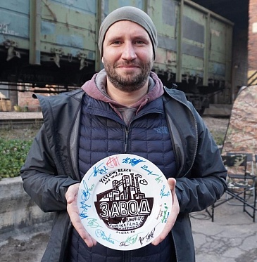 Юрий Быков столкнет на «Заводе» рабочих и олигарха