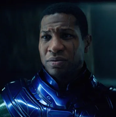 Студия Marvel уволила Джонатана Мэйджерса после приговора суда