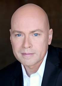 Стивен С. ДеНайт (Steven S. DeKnight) Стивен С. ДеНайт (Steven S. DeKnight)