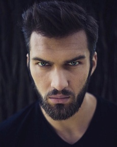 Джеймс Тратас (Zilvinas Tratas)