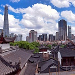 В регионах Китая непривитым гражданам запретят посещение кинотеатров